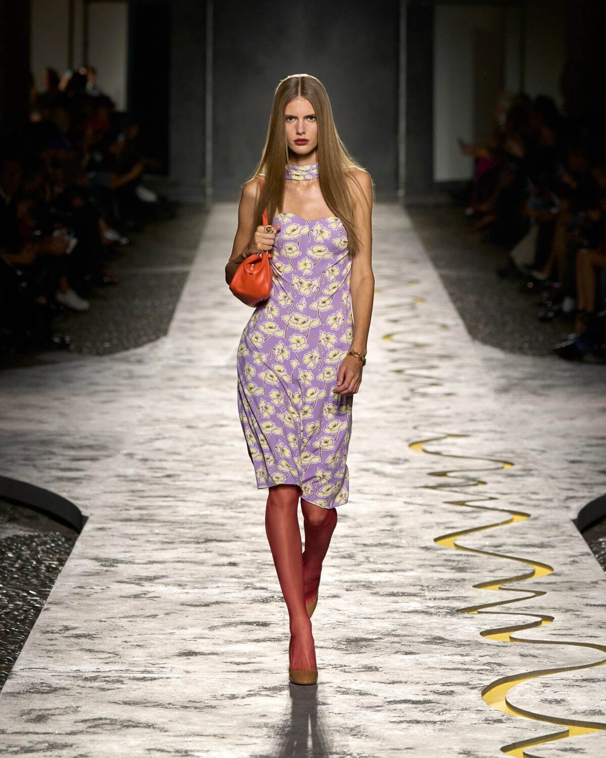 ヴェルサーチェ(VERSACE) 2025年春夏ウィメンズ&メンズコレクション  - 写真47