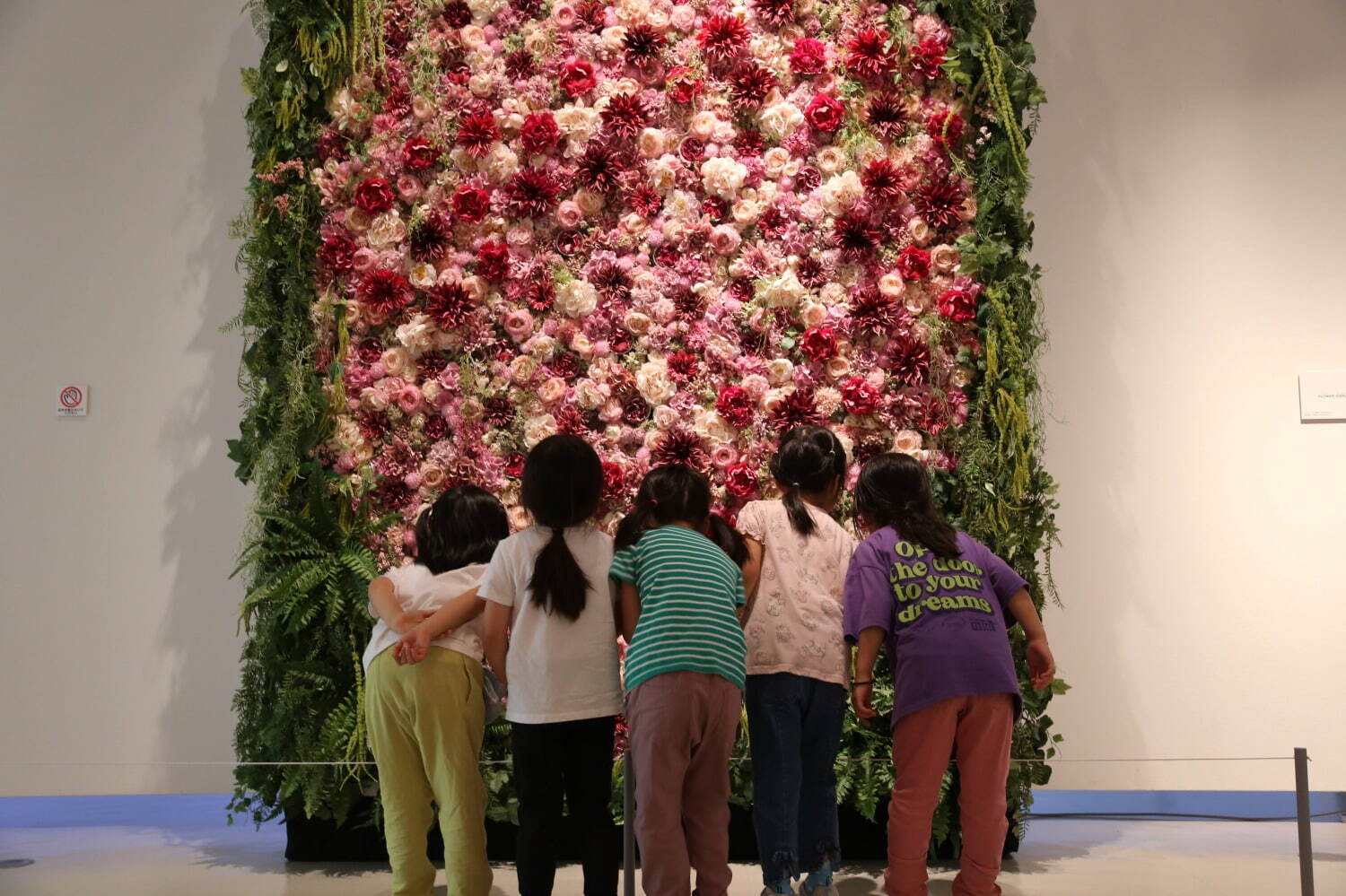 アートファクトリー「TASKO」の展覧会が茨城県近代美術館で、風力で動かす“風船”型装置など｜写真5