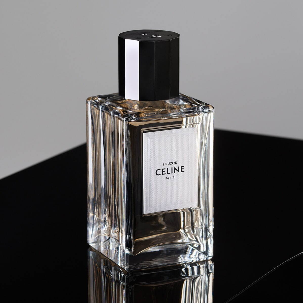 「ズーズー」200ml 53,900円、100ml 36,300円(予定価格)
©Hedi Slimane