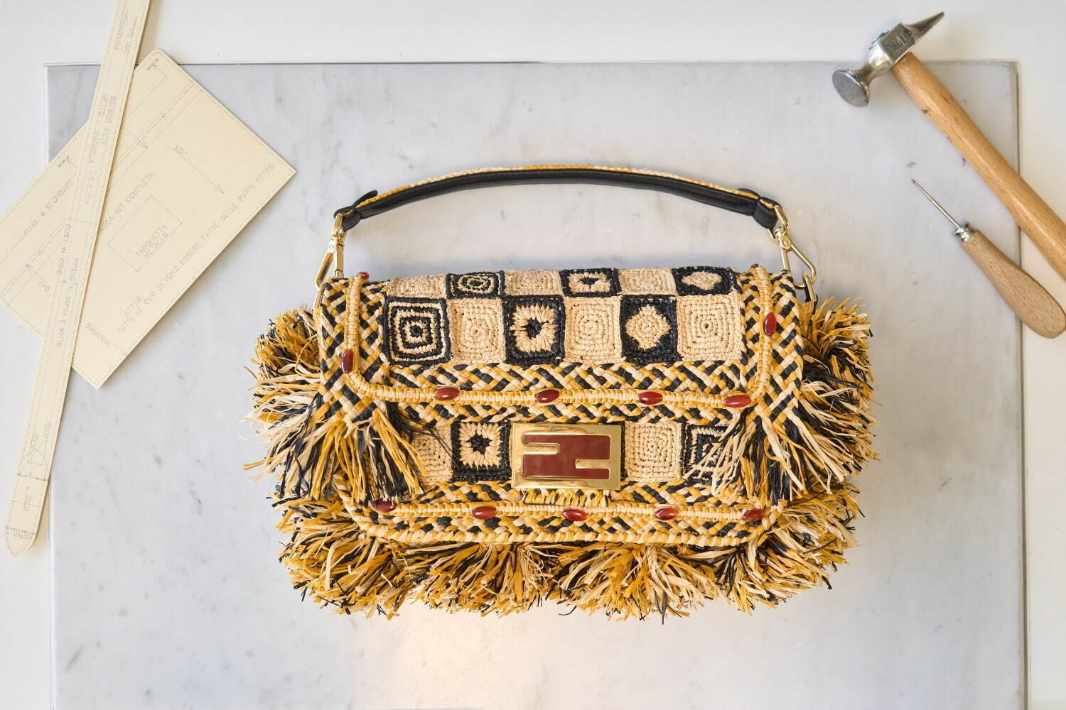 フェンディ(FENDI) ロール｜写真18