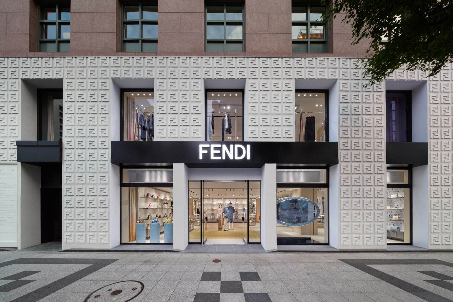 フェンディ(FENDI) フェンディ 大阪店｜写真4