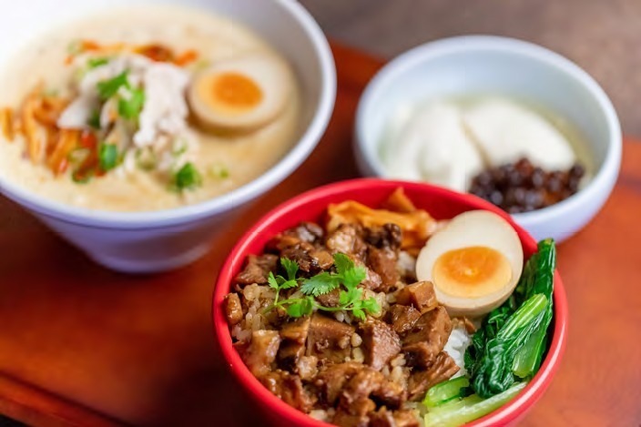 「魯肉飯(ルーローハン)」