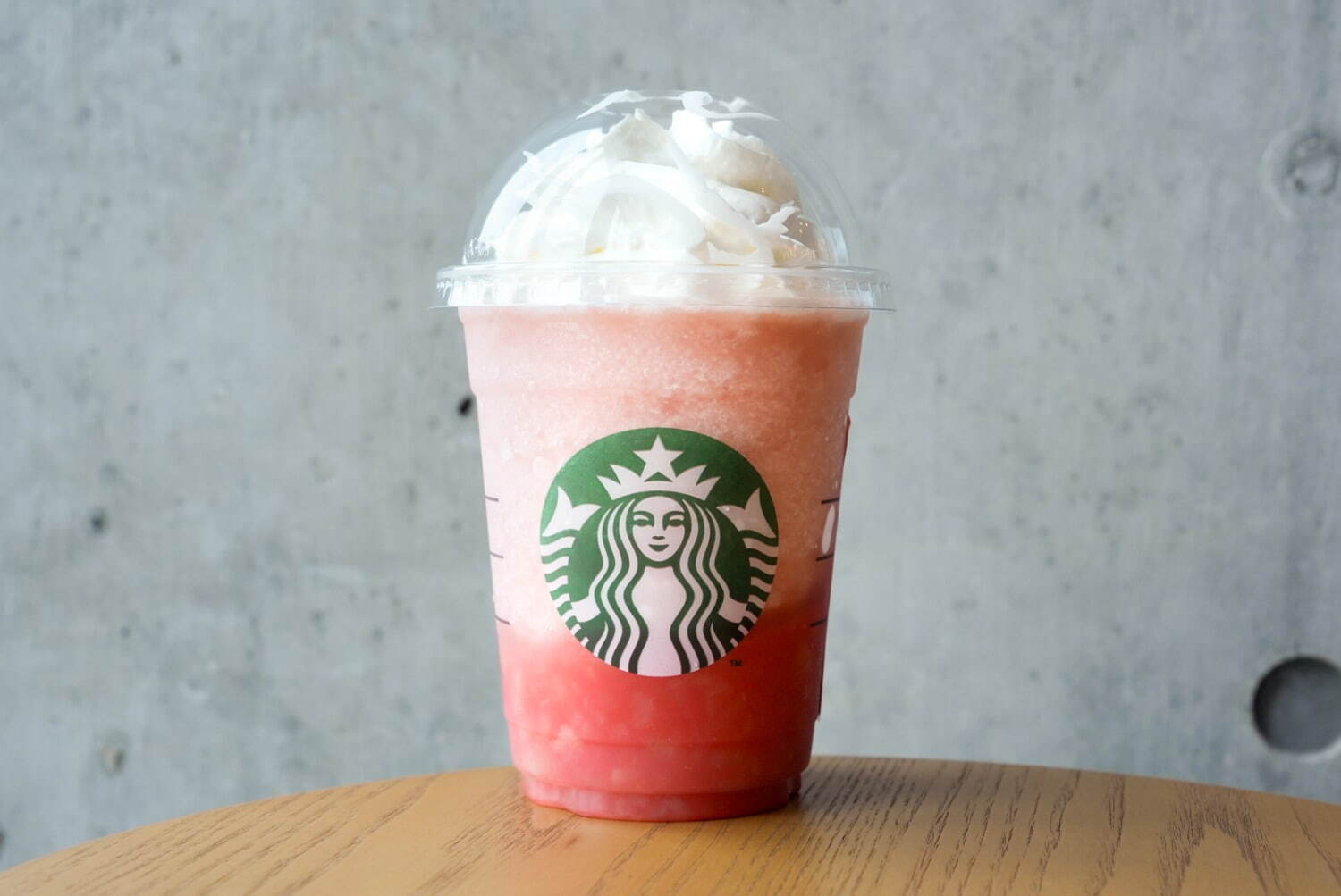 スターバックス(Starbucks Coffee) ラブ & ピーチ フラペチーノ｜写真2