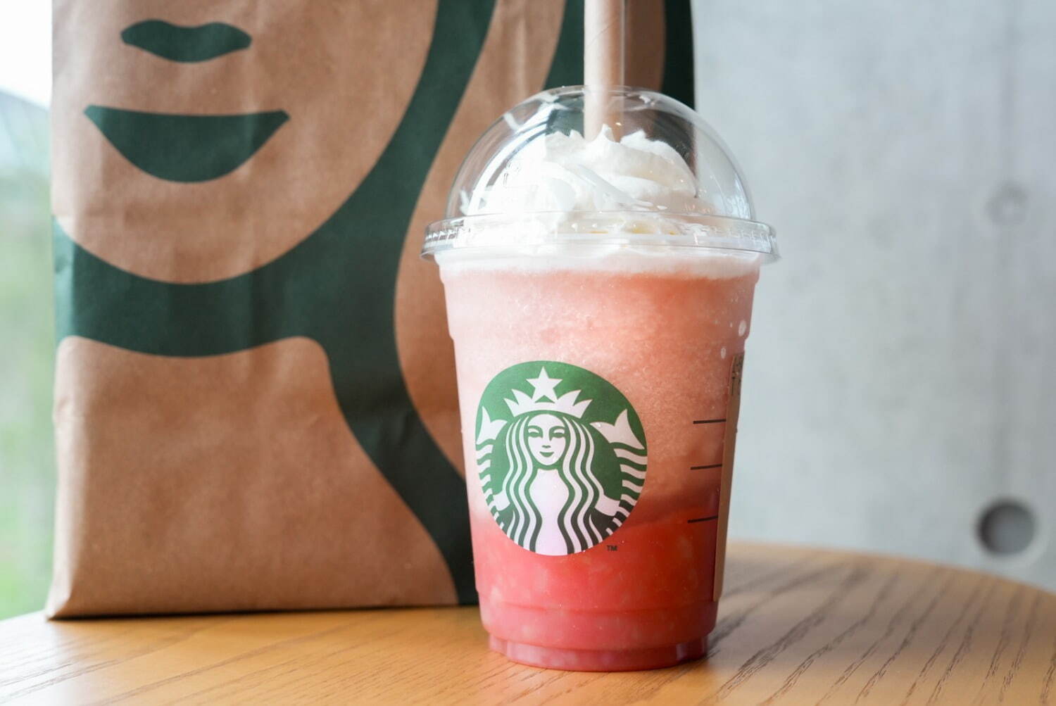 スターバックス(Starbucks Coffee) ラブ & ピーチ フラペチーノ｜写真4