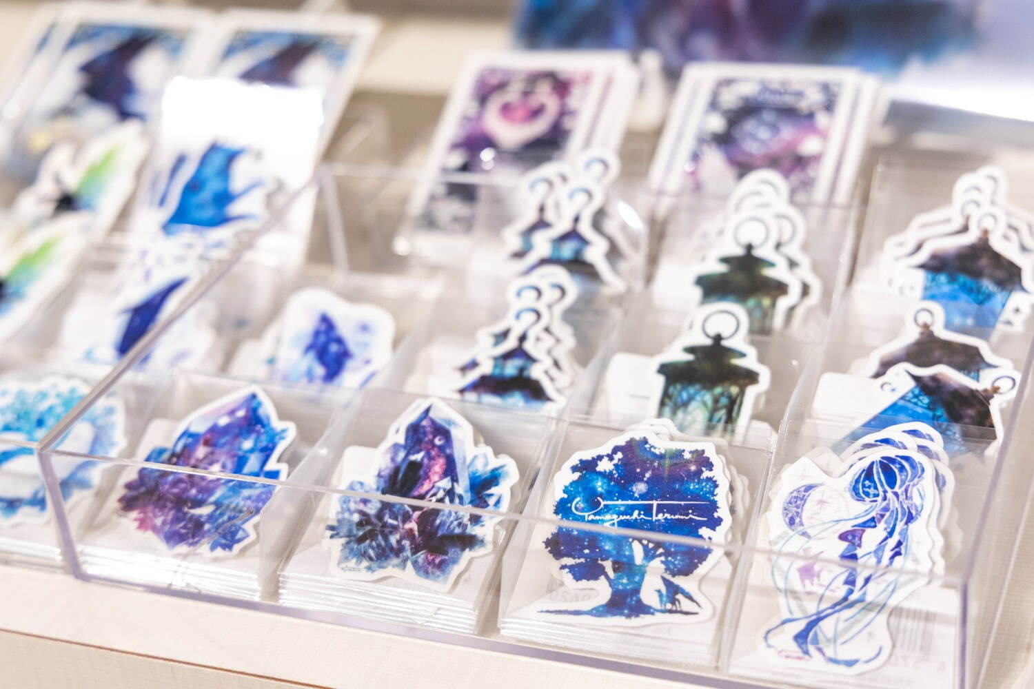 「宙フェス夜市」“星＆宇宙”着想のアクセサリー販売やイラスト展など、大阪・梅田ロフトで｜写真3