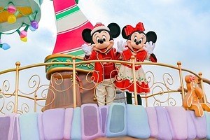 東京ディズニーリゾートで「ディズニー・クリスマス 2024」限定パレードやアトラクション、グッズほか