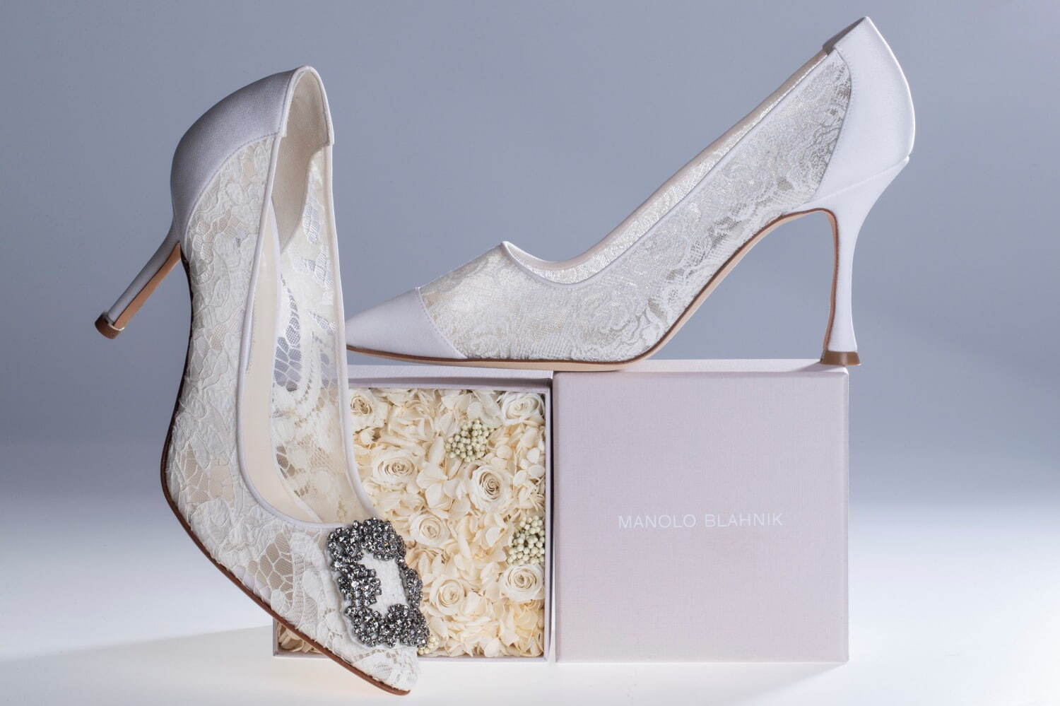 マノロ ブラニク(Manolo Blahnik) ハンギシ｜写真4