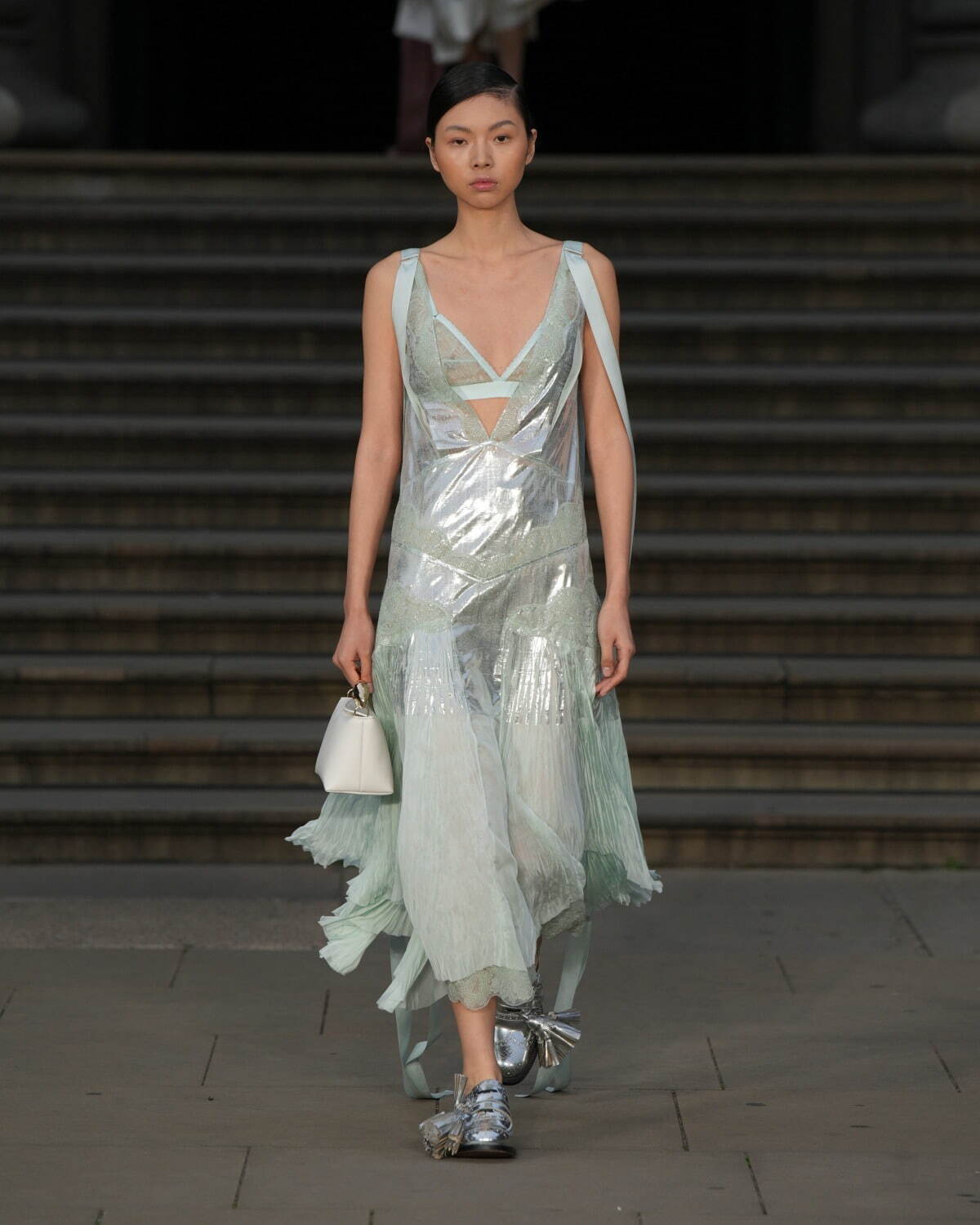 アーデム(ERDEM) 2025年春夏ウィメンズコレクション  - 写真11