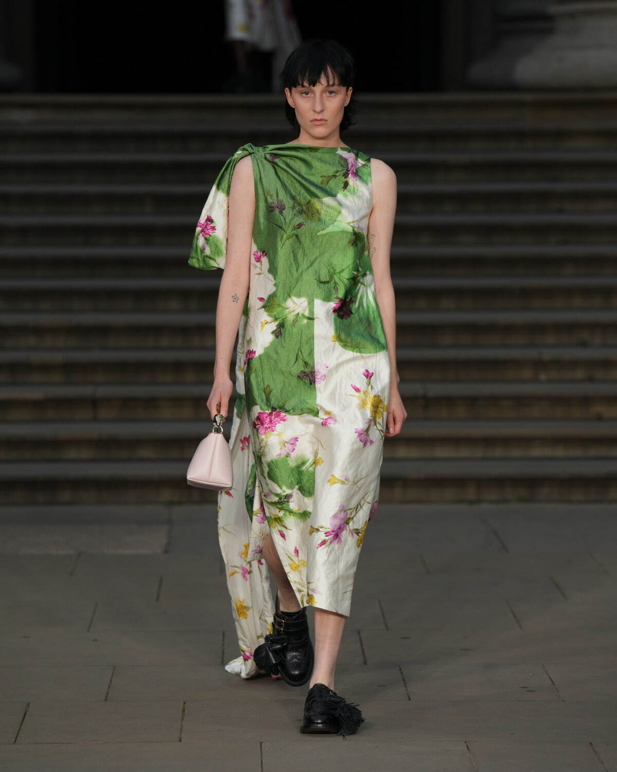 アーデム(ERDEM) 2025年春夏ウィメンズコレクション  - 写真17