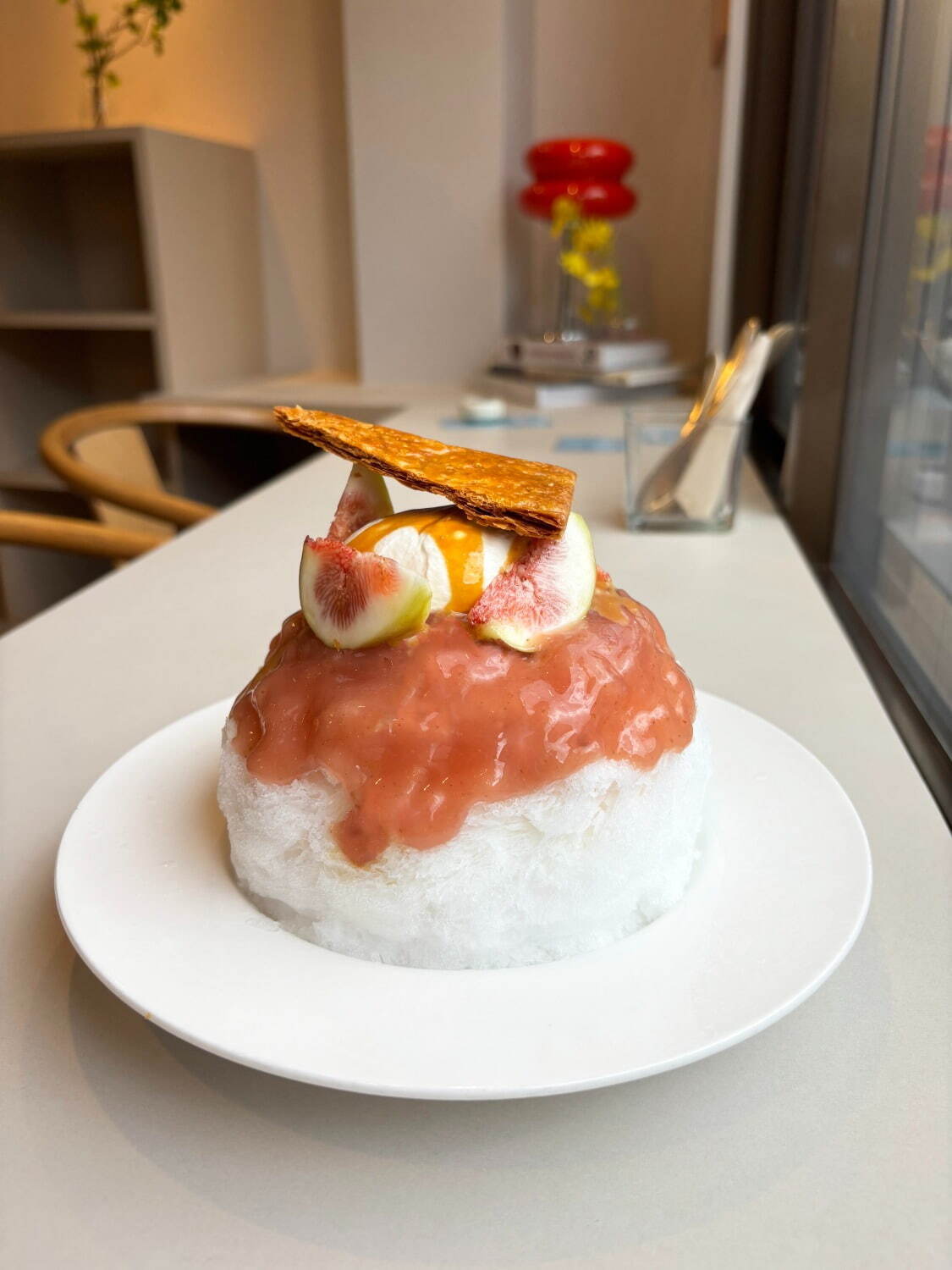 ボンヌカフェ「フィグキャラメルミルフィーユのかき氷」 2,200円