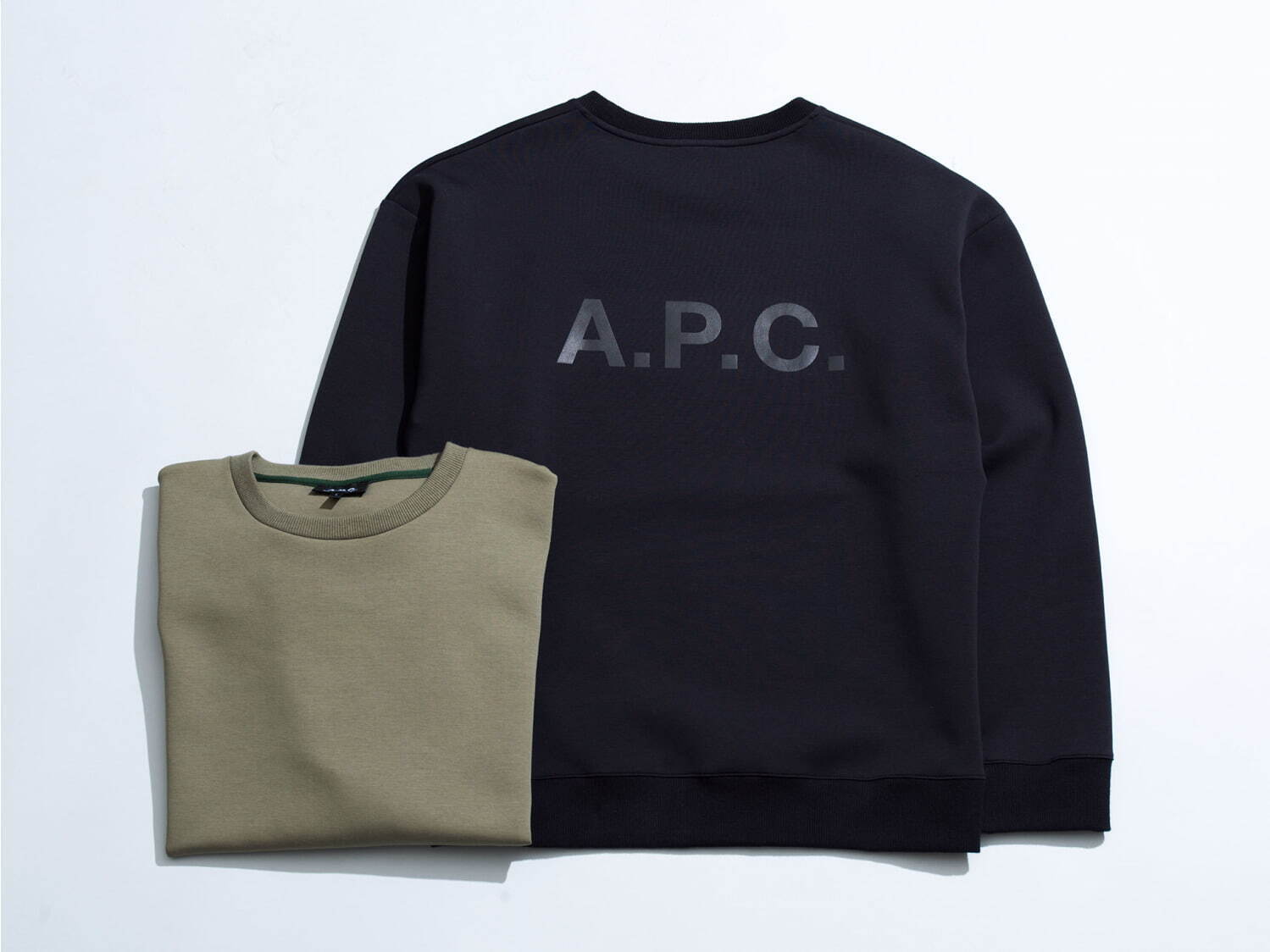 A.P.C.のロンハーマン限定スウェットセットアップ、軽量快適素材×リフレクターロゴ入りで｜写真5