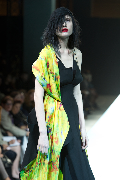 ヨウジヤマモト(Yohji Yamamoto) 2011年春夏ウィメンズコレクション  - 写真46