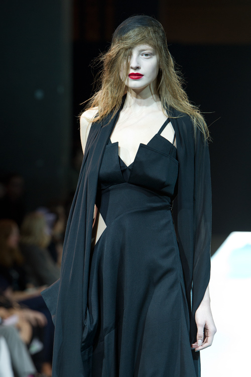 ヨウジヤマモト(Yohji Yamamoto) 2011年春夏ウィメンズコレクション  - 写真54