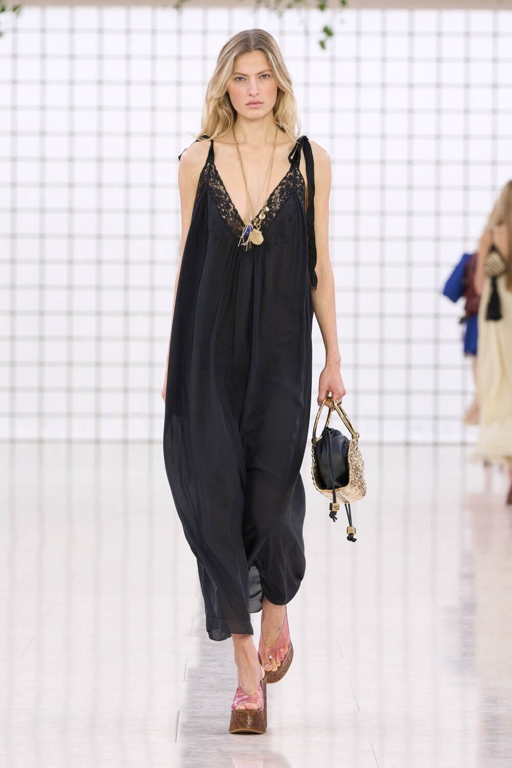 クロエ(Chloé) 2025年春夏ウィメンズコレクション  - 写真20