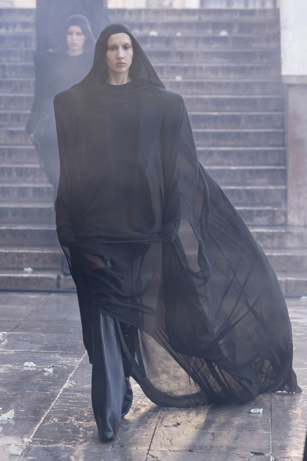 リック・オウエンス(Rick Owens) 2025年春夏ウィメンズコレクション  - 写真4