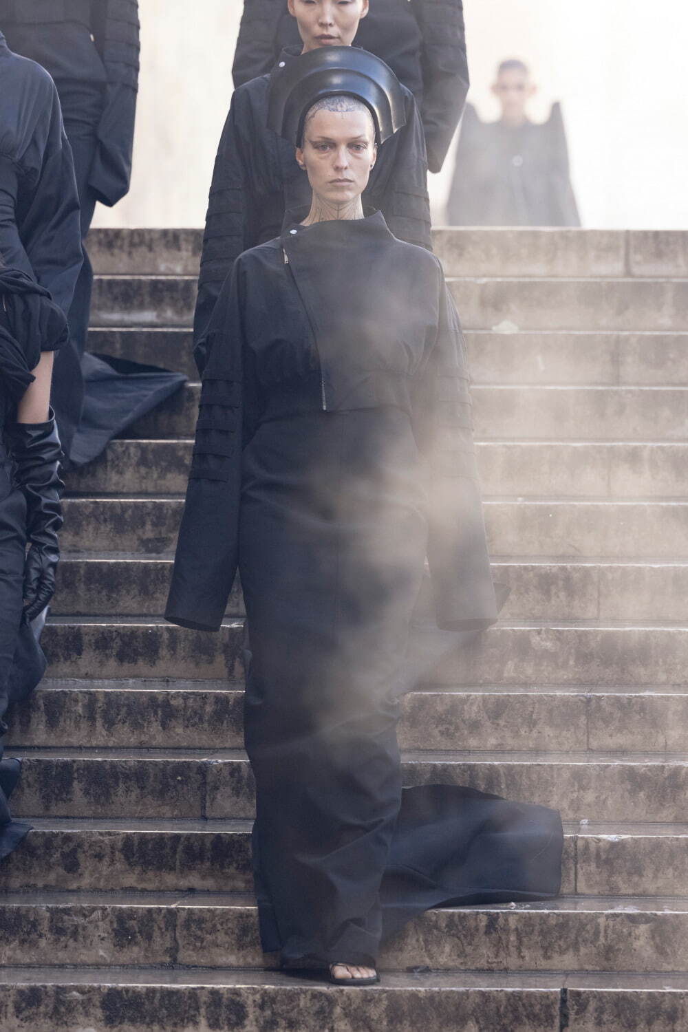 リック・オウエンス(Rick Owens) 2025年春夏ウィメンズコレクション  - 写真37