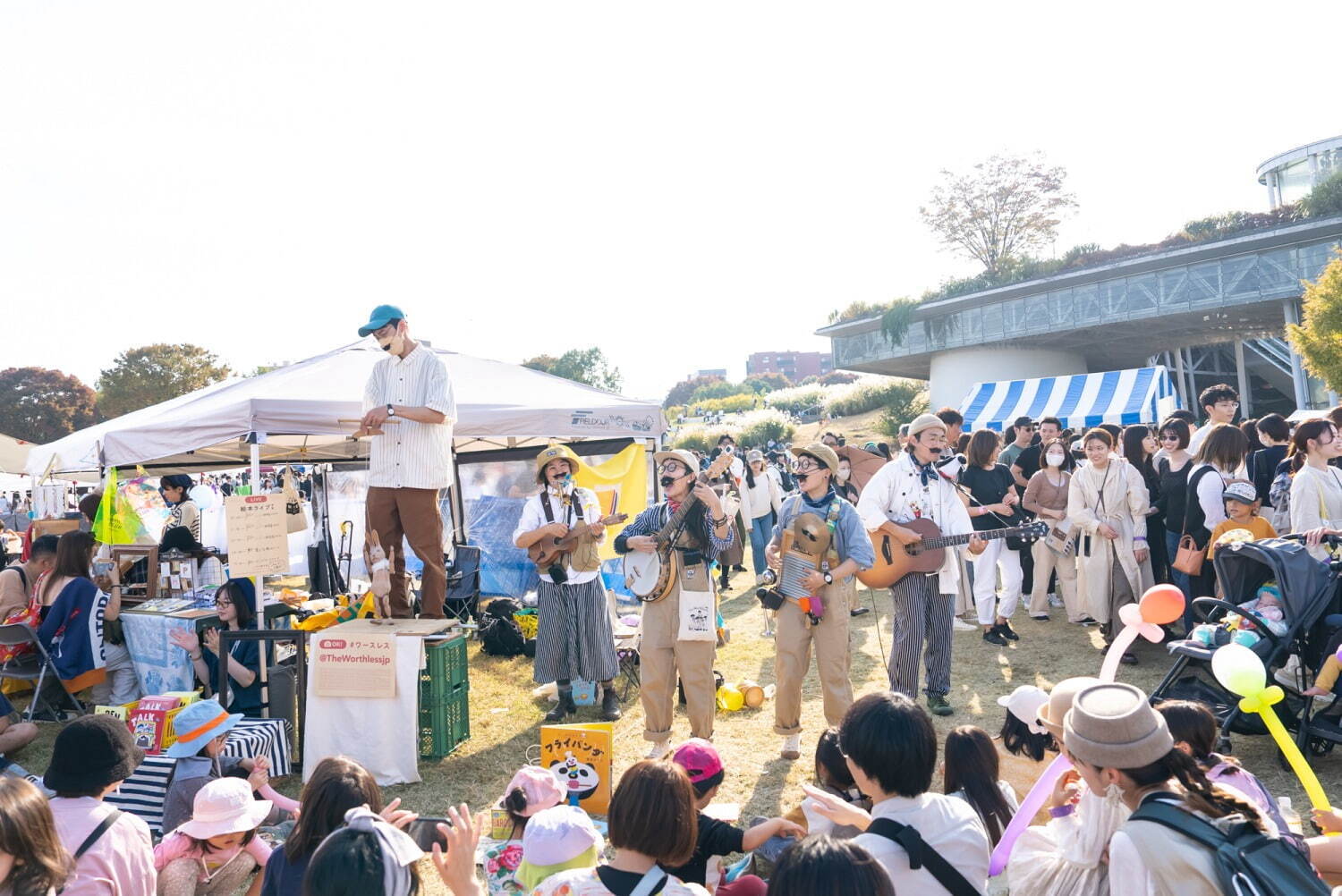 「関西蚤の市」大阪・万博記念公園にヴィンテージ＆アンティークの古道具や雑貨集結、220組超が出店｜写真32