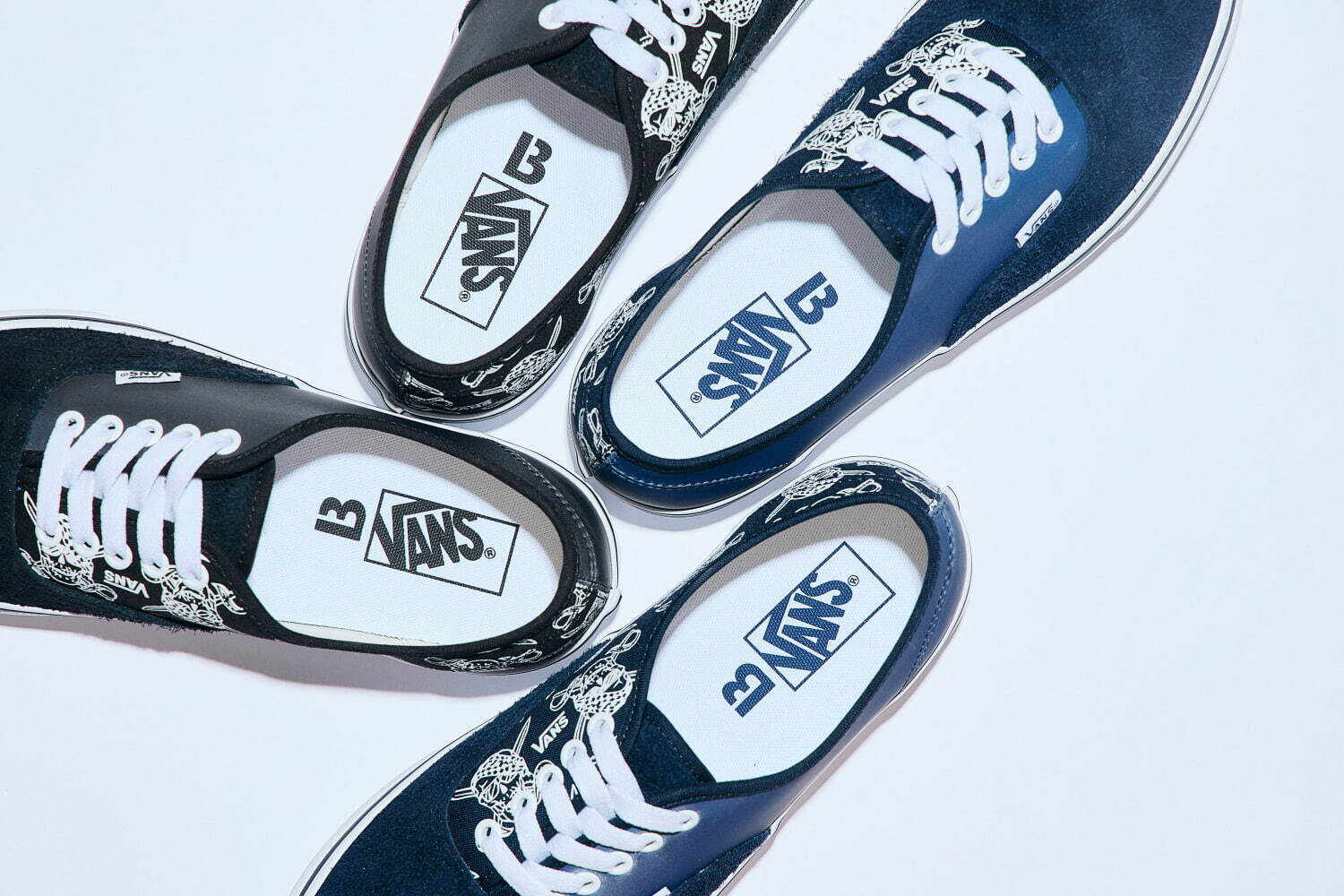 ヴァンズ(VANS) オーセンティック｜写真3