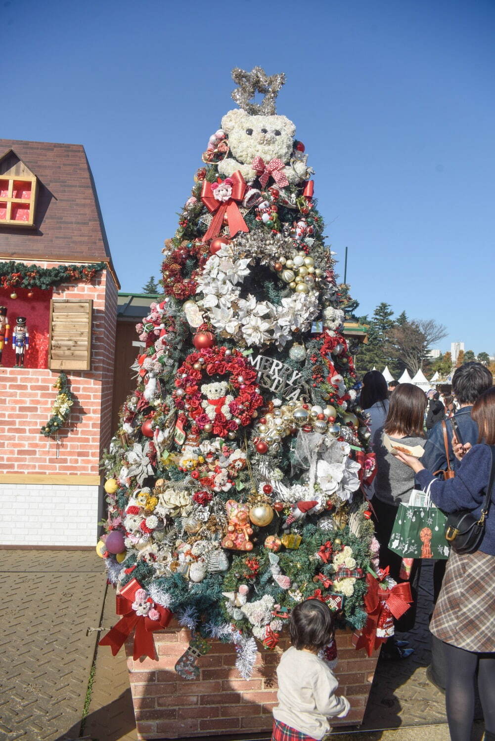 「東京クリスマスマーケット2024」東京・神宮外苑で、ヨーロッパ各国の本格クリスマス雑貨やグルメ｜写真23