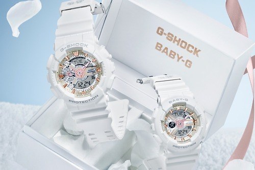 G-SHOCK&BABY-Gクリスマス限定ペアウオッチ、99本のバラで「永遠の愛」を表現