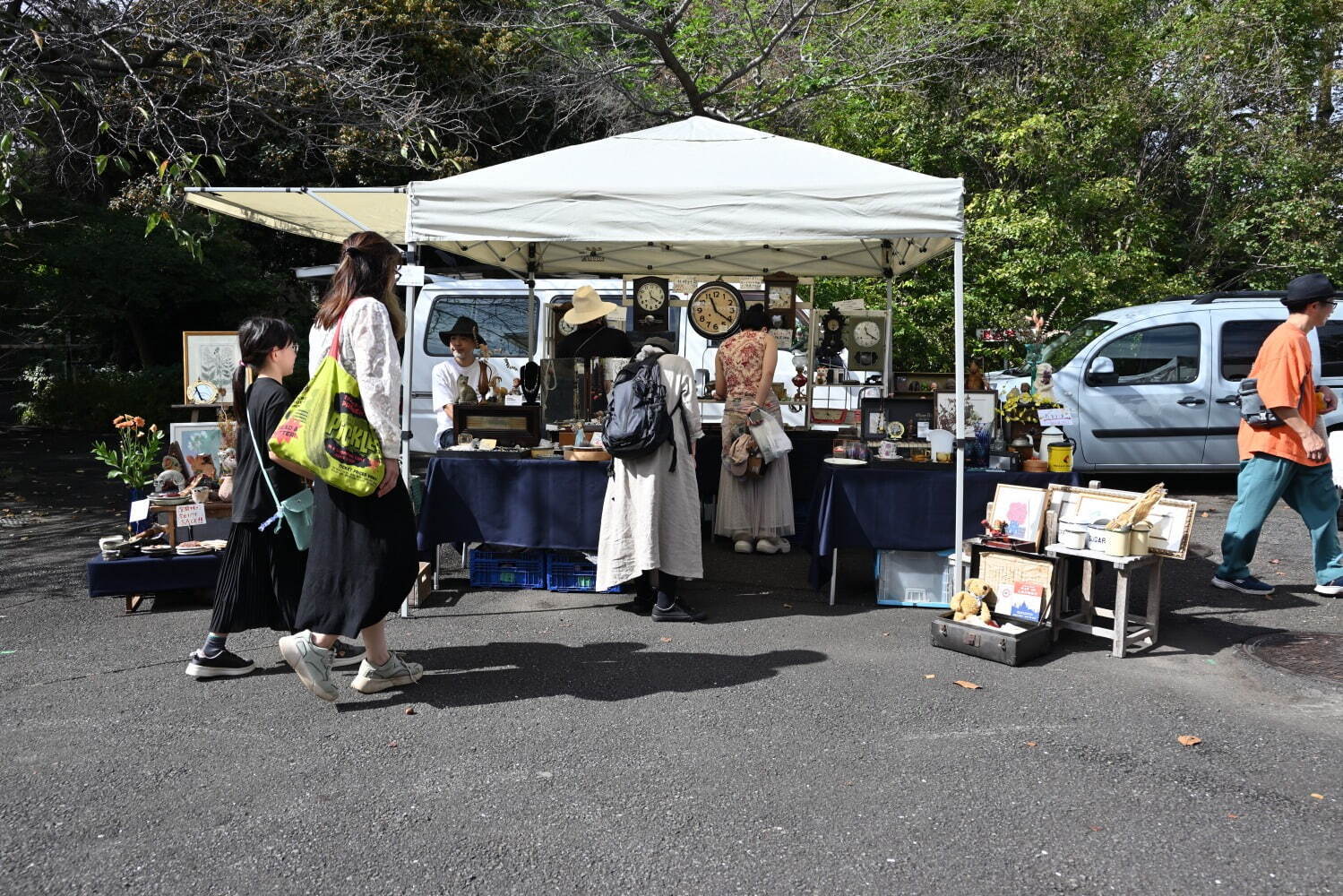 蚤の市「東京蒐集 第3会」調布・京王閣競輪場で、“偏愛”に満ちたコレクターアイテムや骨董品が集結｜写真8