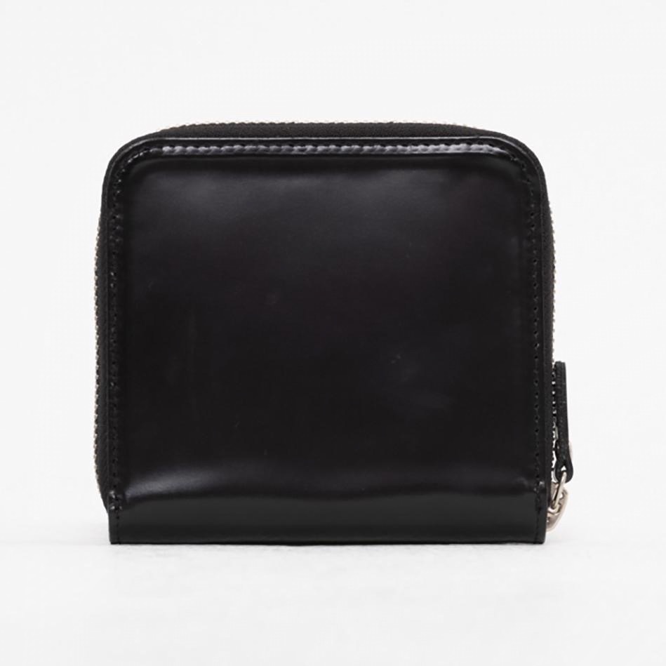 Glass Leather Small Zip-Around Wallet 28,600円