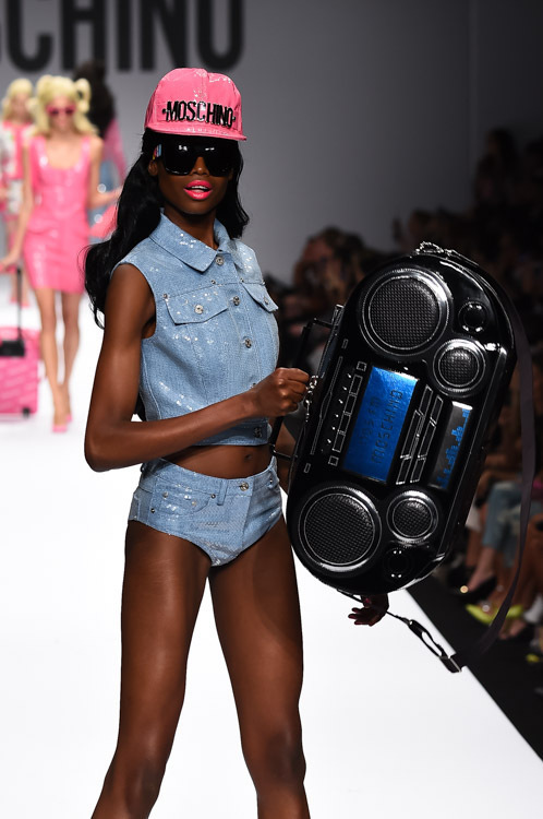 モスキーノ(MOSCHINO) 2015年春夏ウィメンズコレクション  - 写真21