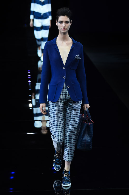 エンポリオ アルマーニ(EMPORIO ARMANI) 2015年春夏ウィメンズコレクション  - 写真29