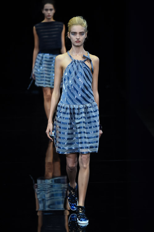 エンポリオ アルマーニ(EMPORIO ARMANI) 2015年春夏ウィメンズコレクション  - 写真39