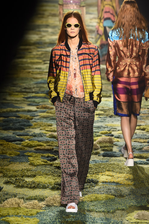 ドリス ヴァン ノッテン(DRIES VAN NOTEN) 2015年春夏ウィメンズコレクション  - 写真18