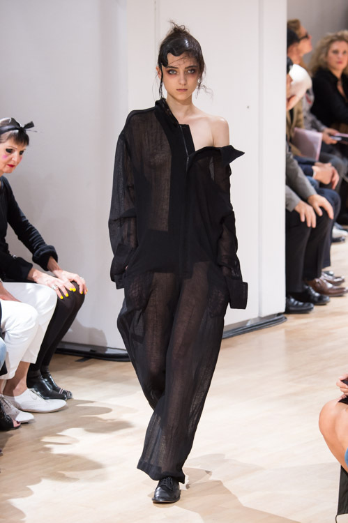 ヨウジヤマモト(Yohji Yamamoto) 2015年春夏ウィメンズコレクション  - 写真26