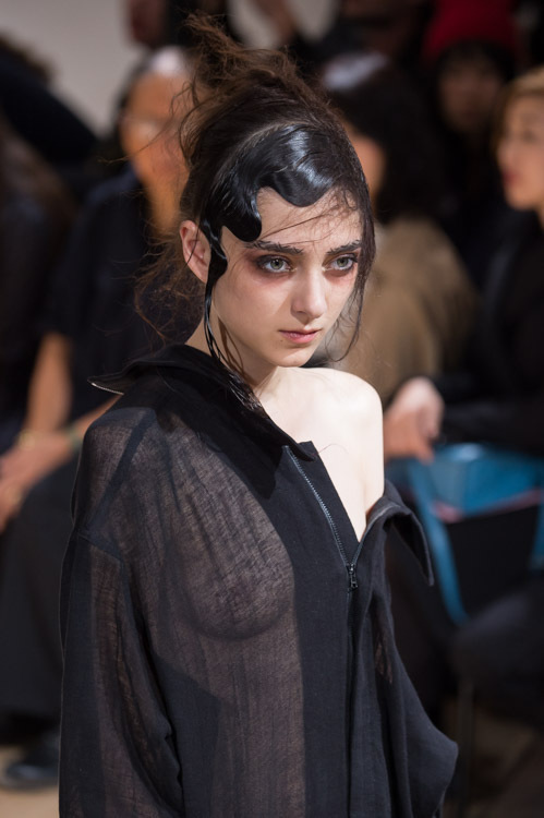 ヨウジヤマモト(Yohji Yamamoto) 2015年春夏ウィメンズコレクション  - 写真27