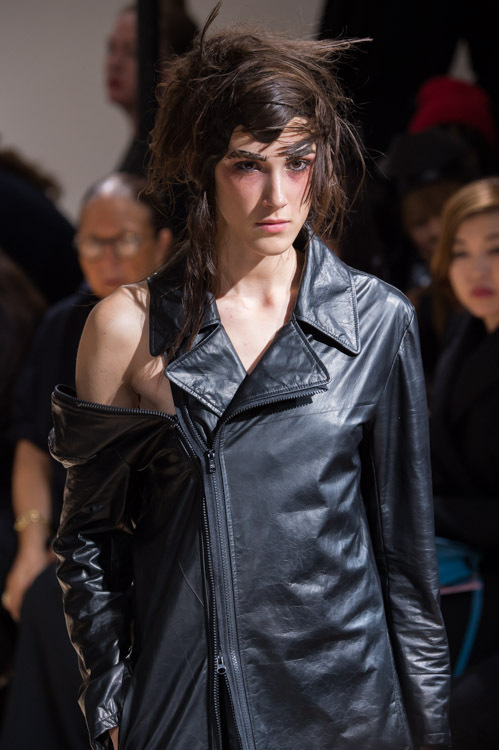 ヨウジヤマモト(Yohji Yamamoto) 2015年春夏ウィメンズコレクション  - 写真55