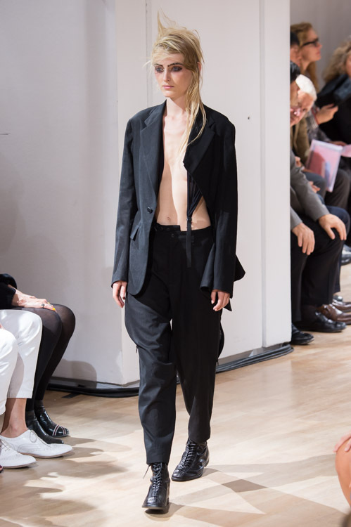 ヨウジヤマモト(Yohji Yamamoto) 2015年春夏ウィメンズコレクション  - 写真63