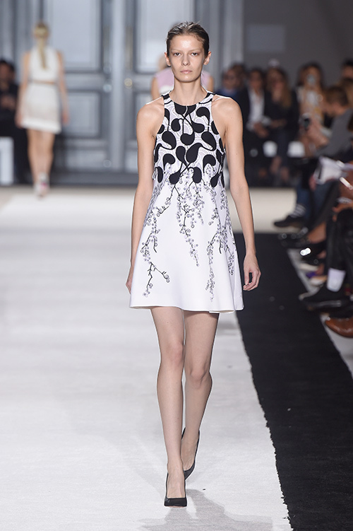 ジャンバティスタ ヴァリ(GiAMBATTiSTA VALLi) 2015年春夏ウィメンズコレクション  - 写真15