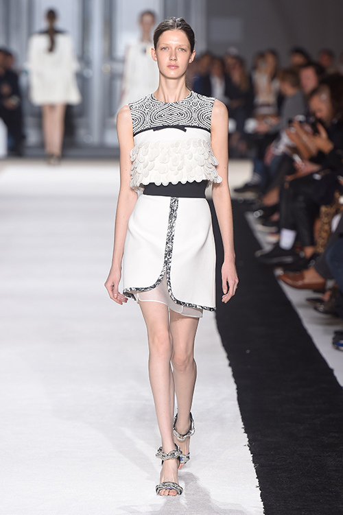 ジャンバティスタ ヴァリ(GiAMBATTiSTA VALLi) 2015年春夏ウィメンズコレクション  - 写真21