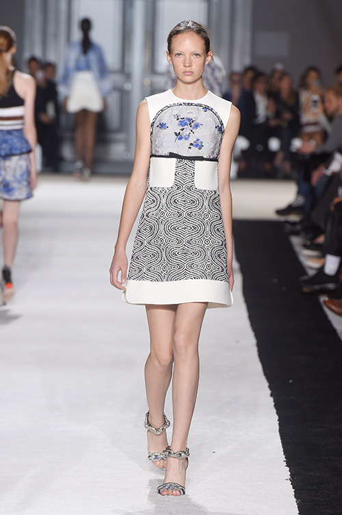 ジャンバティスタ ヴァリ(GiAMBATTiSTA VALLi) 2015年春夏ウィメンズコレクション  - 写真35