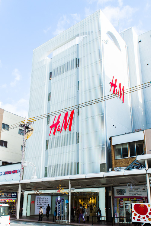 H&M、京都に初出店！日本最大級・最多フロアの「H&M KYOTO」オープン｜写真1