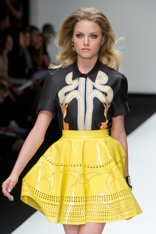 ホリー フルトン(Holly Fulton) 2011年春夏ウィメンズコレクション  - 写真19