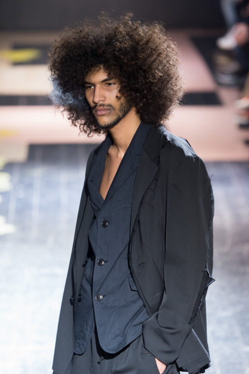 ヨウジヤマモト(Yohji Yamamoto) 2015-16年秋冬メンズコレクション  - 写真9