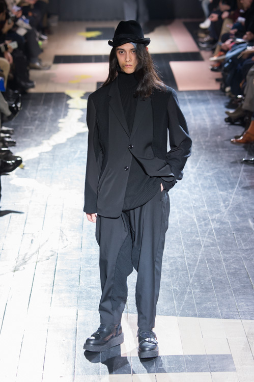 ヨウジヤマモト(Yohji Yamamoto) 2015-16年秋冬メンズコレクション  - 写真12