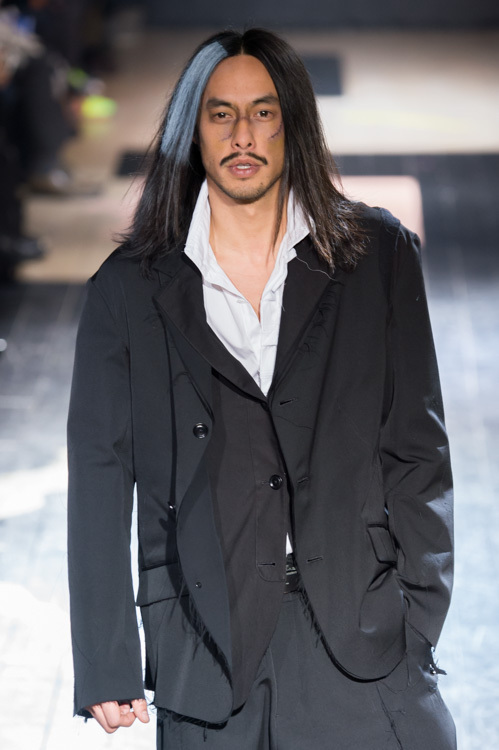 ヨウジヤマモト(Yohji Yamamoto) 2015-16年秋冬メンズコレクション  - 写真27