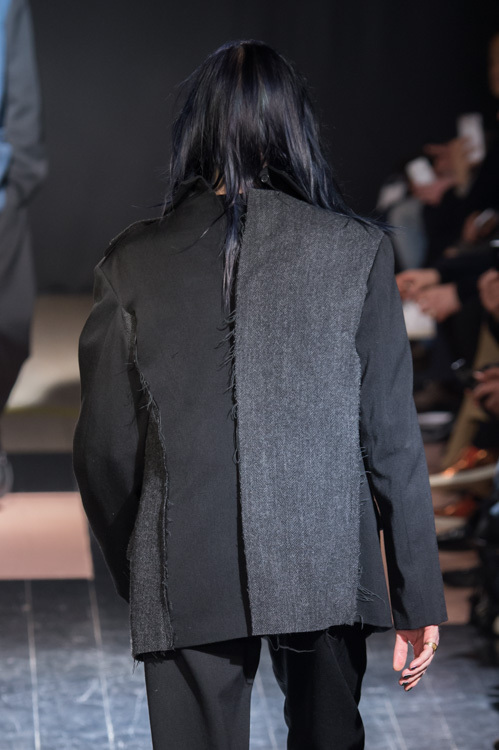 ヨウジヤマモト(Yohji Yamamoto) 2015-16年秋冬メンズコレクション  - 写真35