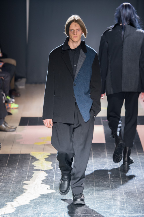 ヨウジヤマモト(Yohji Yamamoto) 2015-16年秋冬メンズコレクション  - 写真36