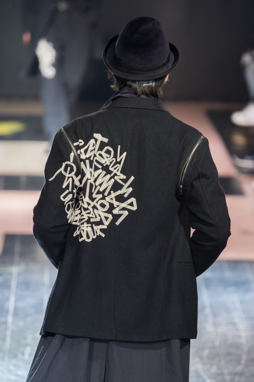 ヨウジヤマモト(Yohji Yamamoto) 2015-16年秋冬メンズコレクション  - 写真81