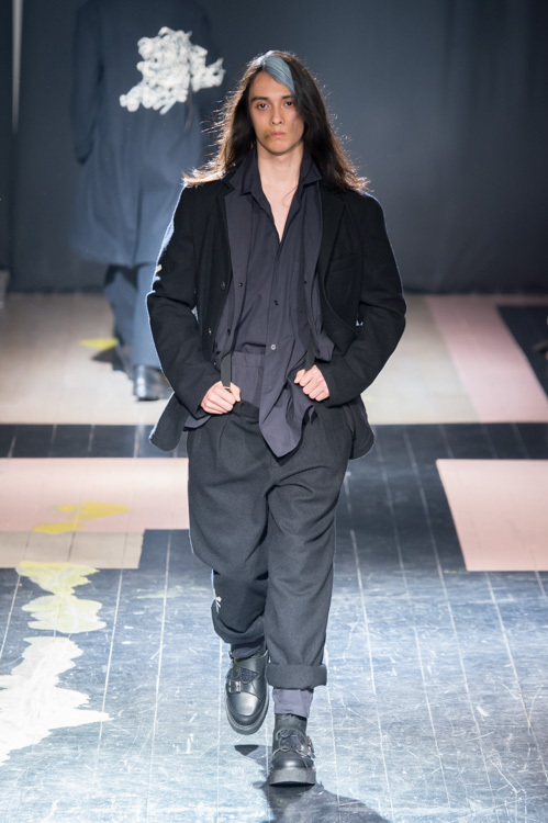 ヨウジヤマモト(Yohji Yamamoto) 2015-16年秋冬メンズコレクション  - 写真84