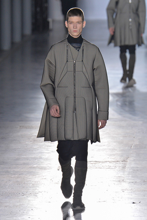 リック・オウエンス(Rick Owens) 2015-16年秋冬メンズコレクション  - 写真74