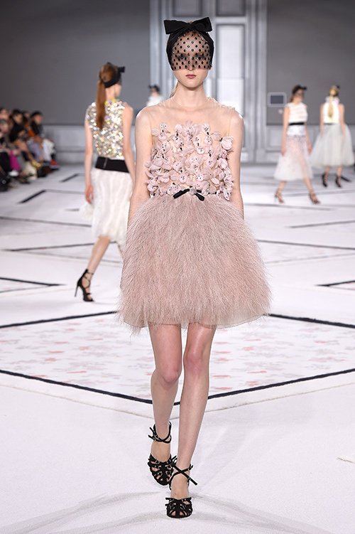 ジャンバティスタ ヴァリ オートクチュール(GiAMBATTiSTA VALLi Haute Couture) 2015年春夏ウィメンズコレクション  - 写真23