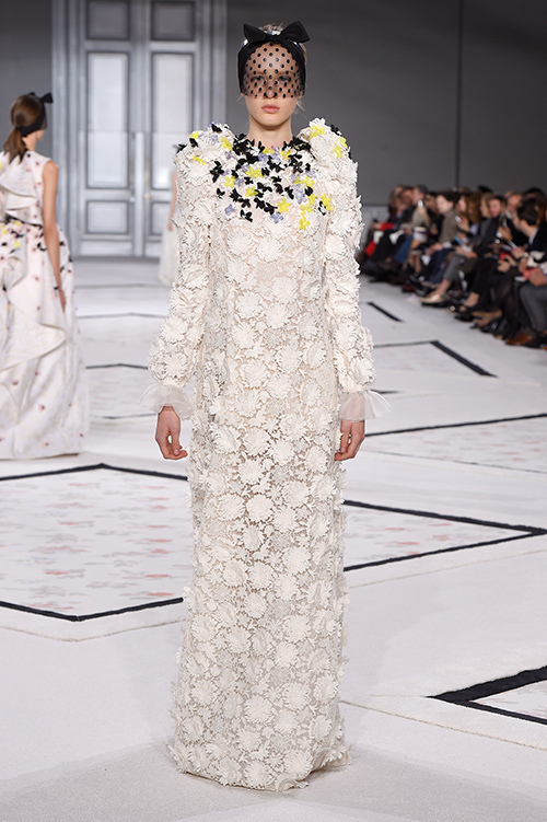 ジャンバティスタ ヴァリ オートクチュール(GiAMBATTiSTA VALLi Haute Couture) 2015年春夏ウィメンズコレクション  - 写真31