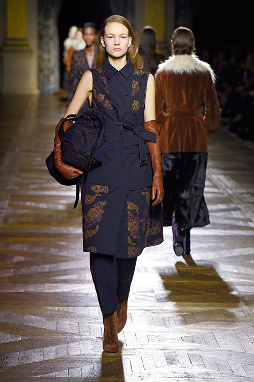 ドリス ヴァン ノッテン(DRIES VAN NOTEN) 2015-16年秋冬ウィメンズコレクション  - 写真26